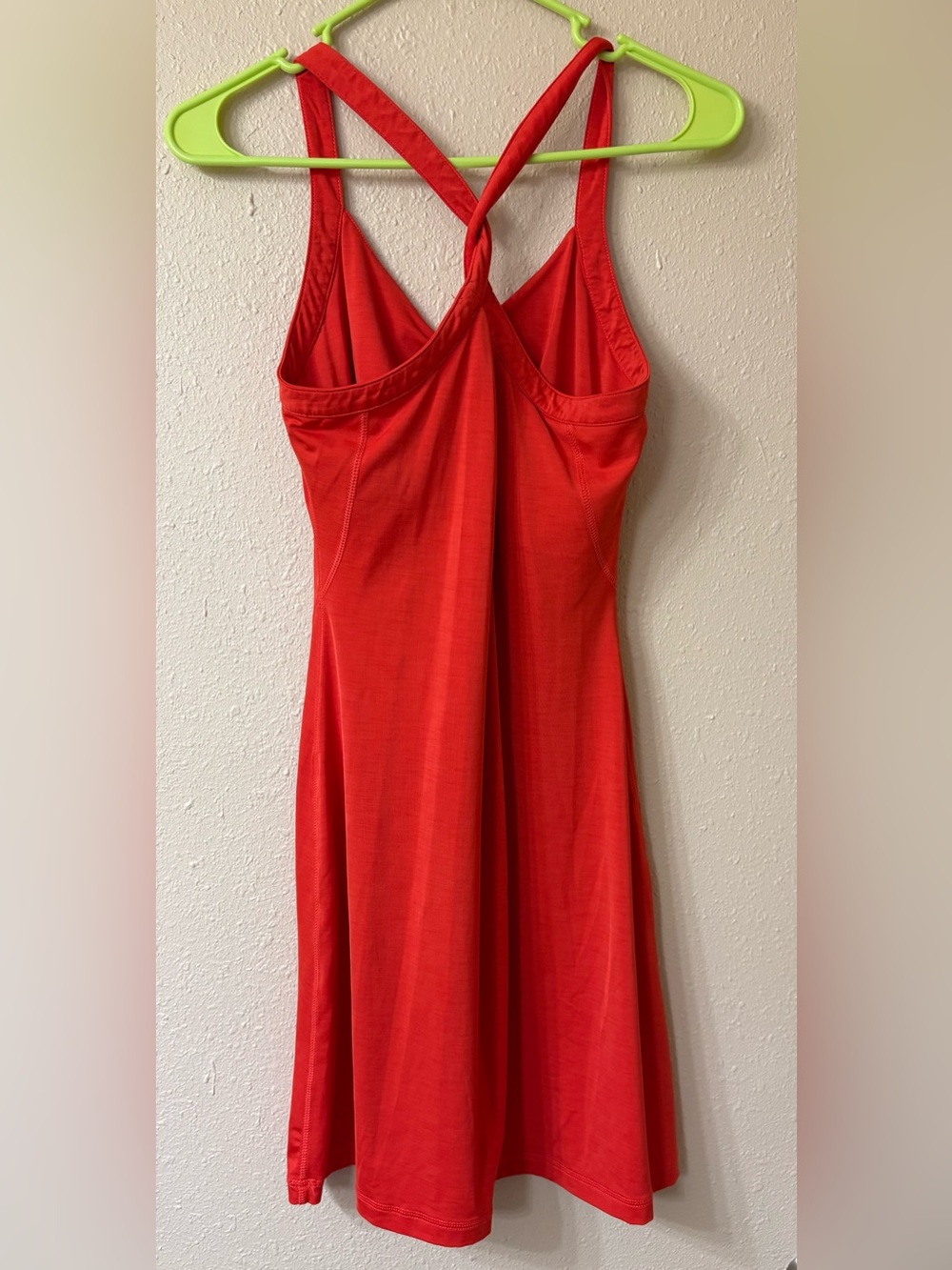 Mountain Hardwear Bright Red High-Low Dress with V-Ruched Bodice - Picture 2 of 3
